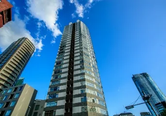 マジェス
                    元麻布ガーデンズ外観