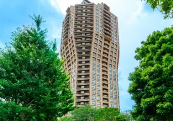 元麻布ヒルズ
                    フォレストタワー外観