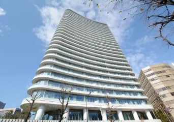 パークコート
                    青山ザ・タワー外観